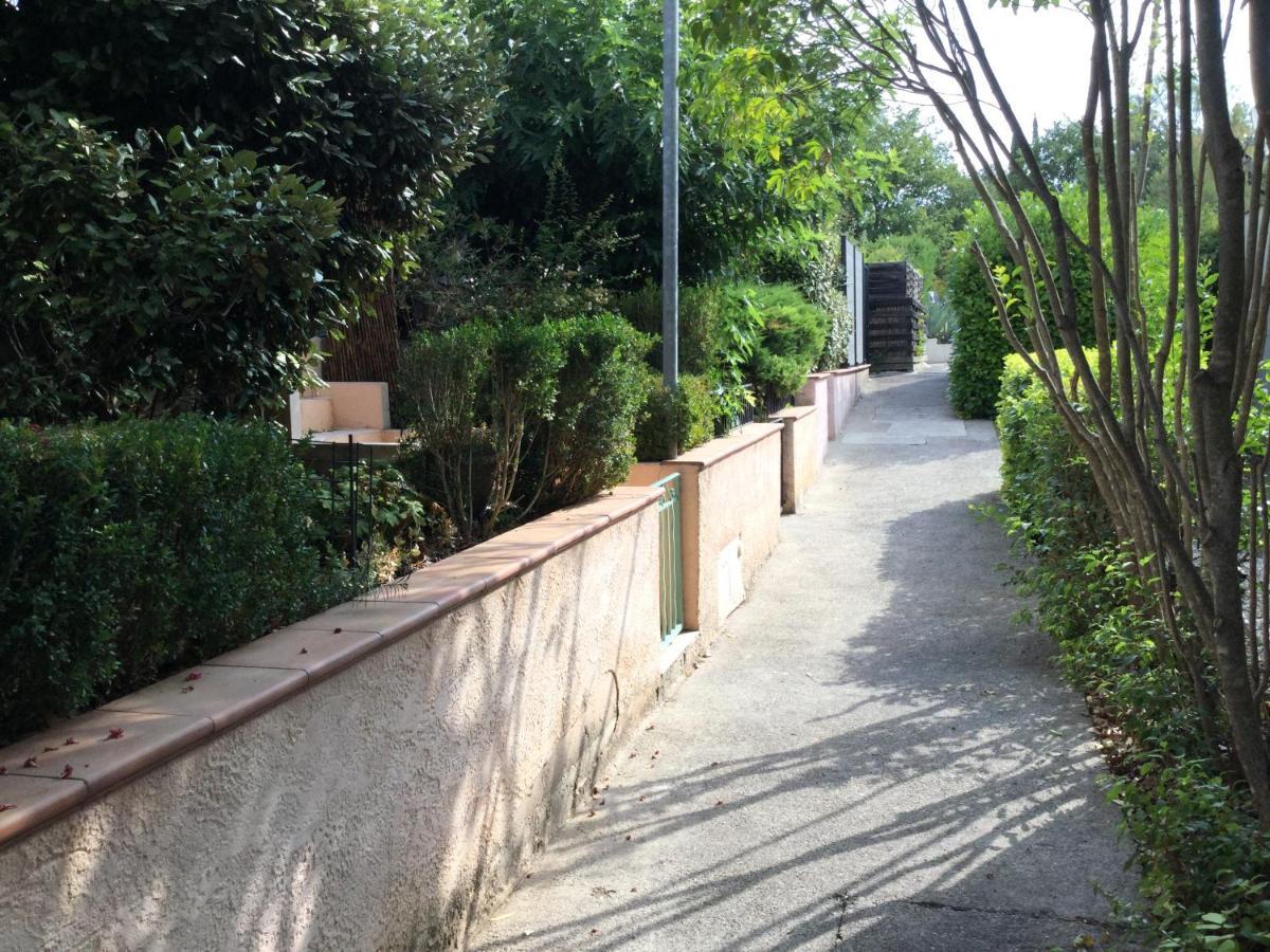 Mazet Tournesol Aux Portes Du Verdon Saint-Martin-de-Brômes Dış mekan fotoğraf